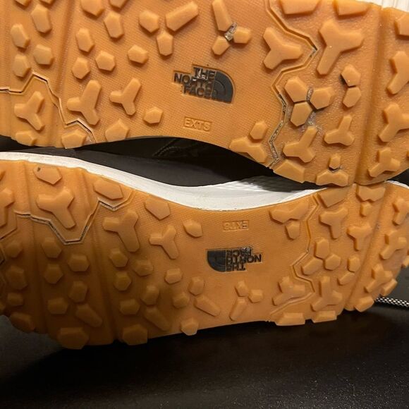 Men’s ThermoBall™ Lace Up Waterproof Boots
Sz 10 - Picture 9 of 14